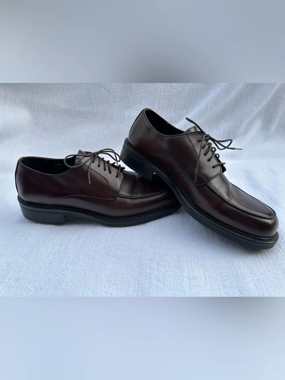 Like New Kenneth Cole Made in Italy Men’s  Leather Shoes Dark Brown Size 10